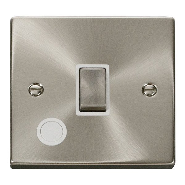 Click VPSC522WH 20A 1 Gang DP ‘Ingot’ Switch With Flex Outlet