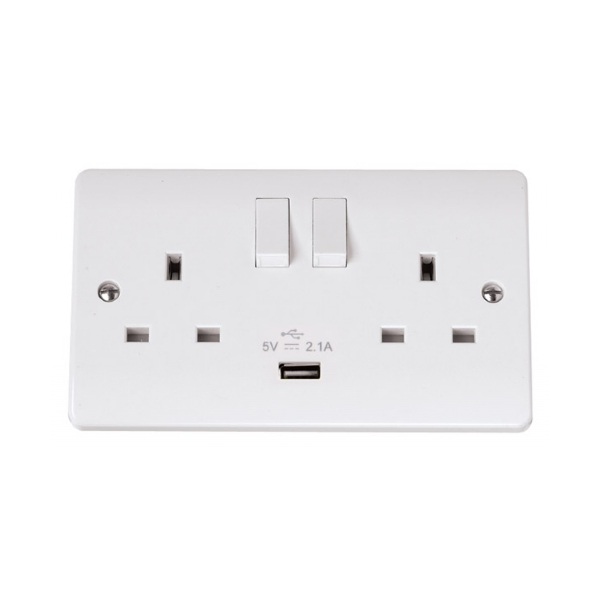Click CMA770 Mode 13A 2G Switched Socket With 2.1A USB Outlet