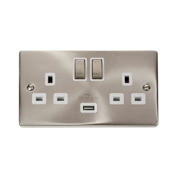 Click VPSC570WH Victorian Satin Chrome 13A 2G Ingot Switched Socket With 2.1A USB Outlet