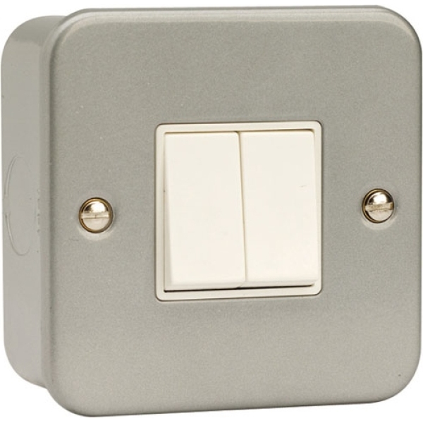 Scolmore Click Metalclad 10Amp 2 Gang 2 Way Switch.